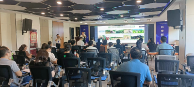 金牧粮草创始人谢容参加乌鲁木齐市“一带一路”科创年会路演